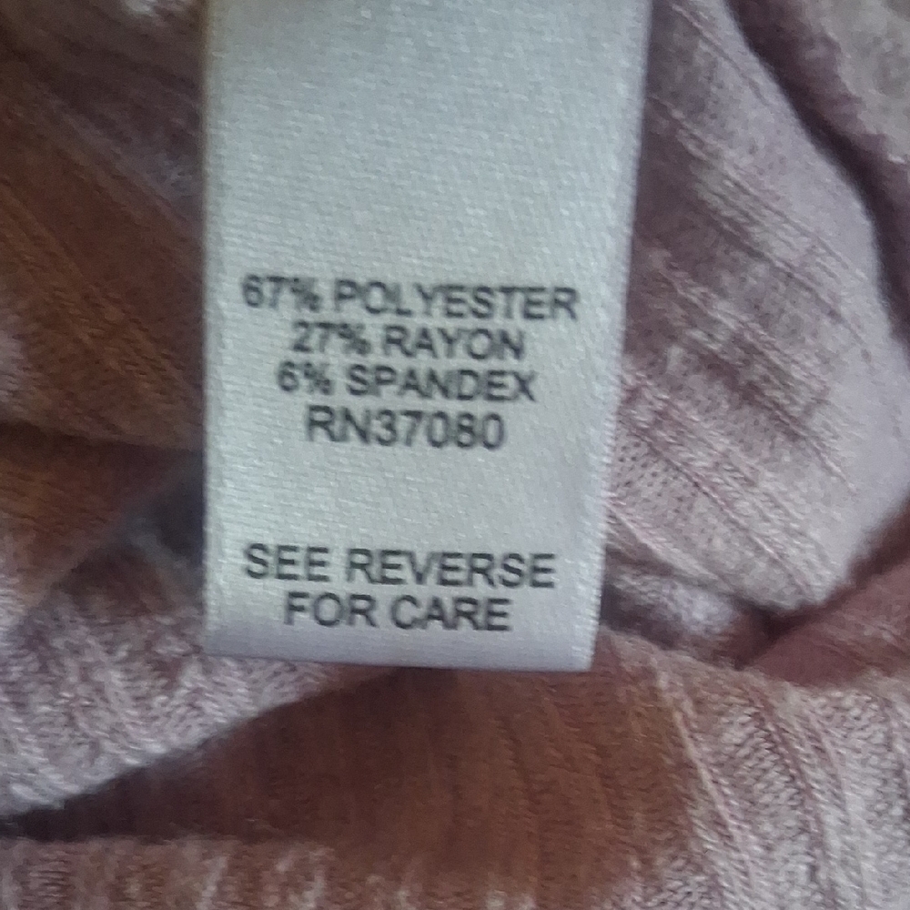 Chic Light Pink Tank Top with Front Knot – Size 22/24W - Picture 6 of 7